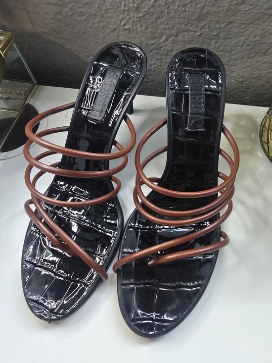 SCHUTZ Shoes - SCHUTZ Malta Mules
